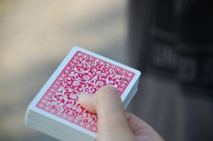 Karneval Spiele Kartenblasen