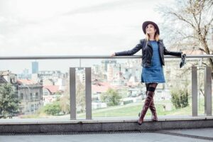 Weitschaftstiefel richtig kombinieren für dein Outfit